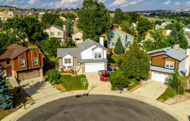 square_neighborhood_8_lander_media.jpg
